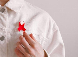 What progress is being made in the fight against HIV?