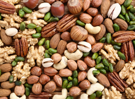 Nuts: Which ones are the healthiest and how can you easily add them to your diet?